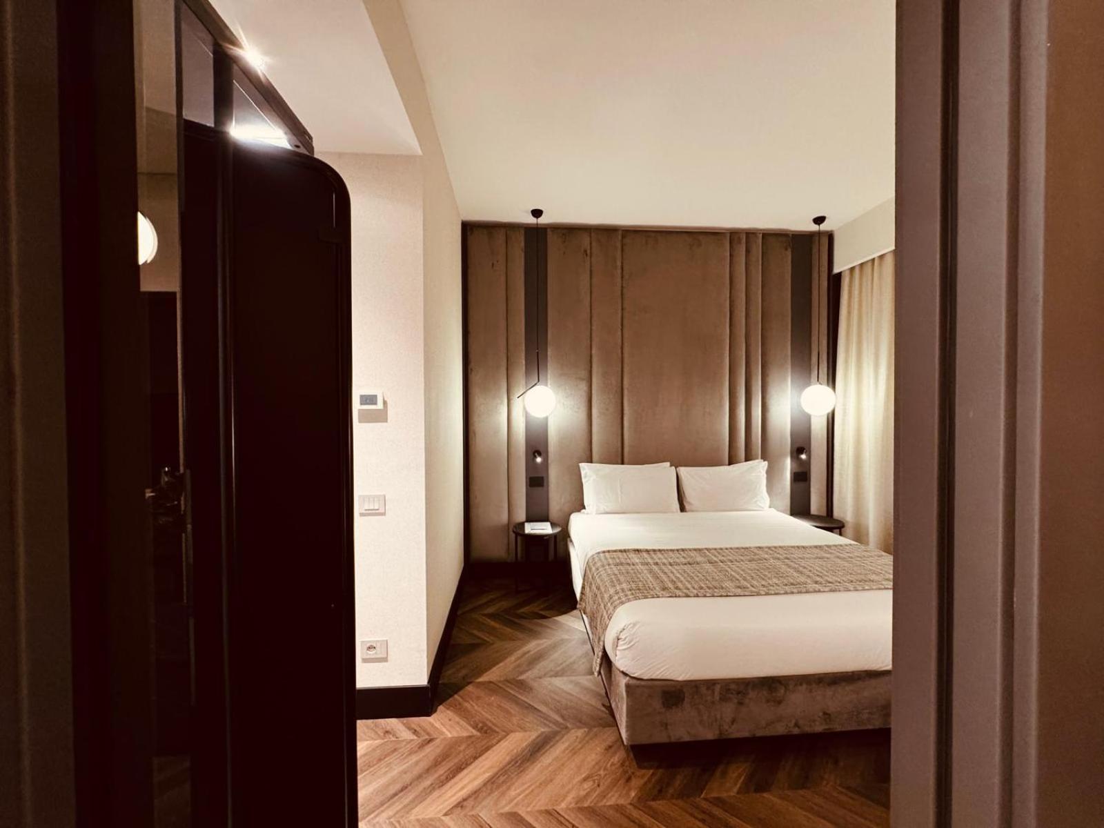 Apartment Lumera - Solferino Milan